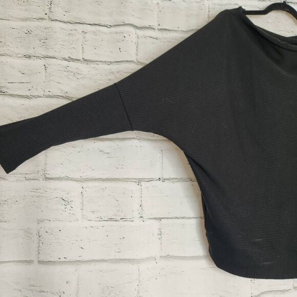 Vici Tyche Knit Boat Neck Dolman Sleeve Pullover Sweater Black Size Medium - Picture 4 of 12